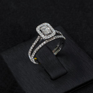 PRINCESS CUT ENGAGEMENT RING