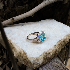 SKY BLUE TOPAZ SOLITAIRE RING