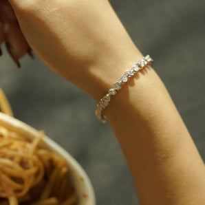 ZIRCONIA STREAM BRACELET