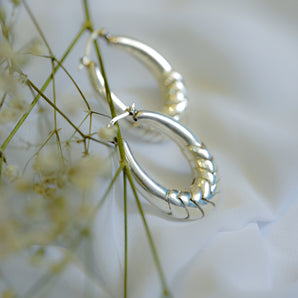 LUXE WEAVE HOOPS