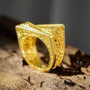 GOLDEN GEOMETRIC RING