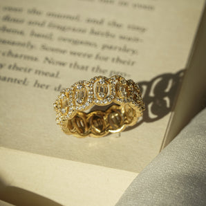 GOLDEN LACED BAND RING