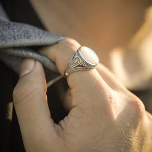 GENTLEMAN'S OPAL SIGNET