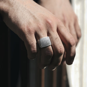 GRAND PAVE BOX RING
